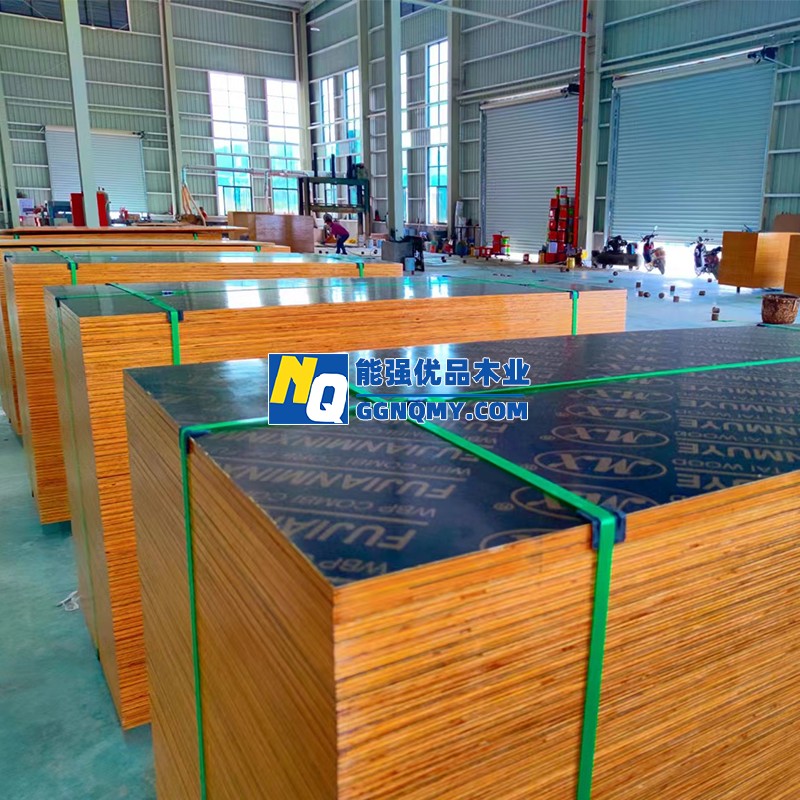 專業(yè)多層竹膠板建筑模板，工程穩(wěn)固耐用材料