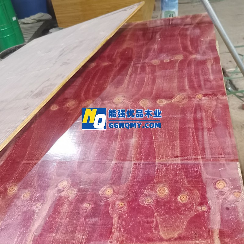 高檔木工板供應(yīng)，厚度均勻密實，專業(yè)工廠直供
