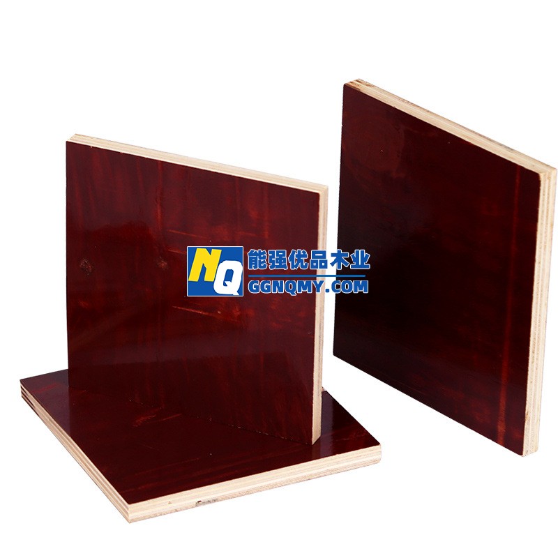 木板建筑模板專業(yè)廠家，平整細(xì)膩防撞抗沖擊，施工輕便可定制